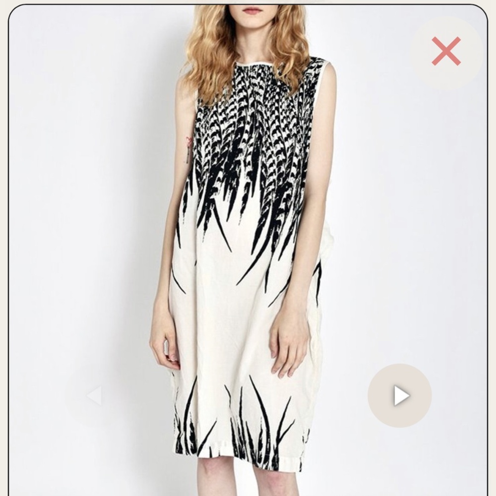 UZI NYC Oxford feather print dress